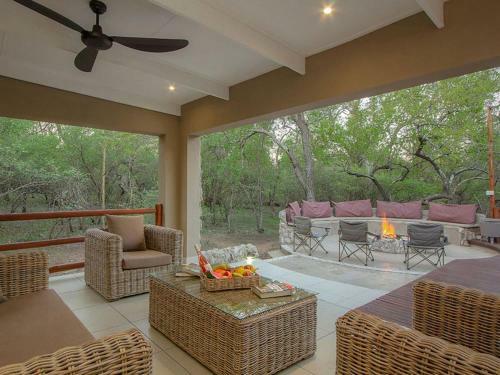 Lodge The Den At Kruger 3479