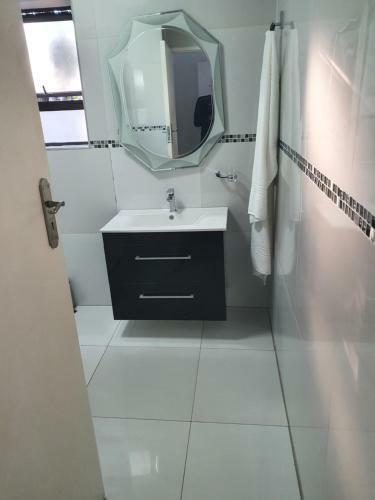 Hostal Sena Guesthouse