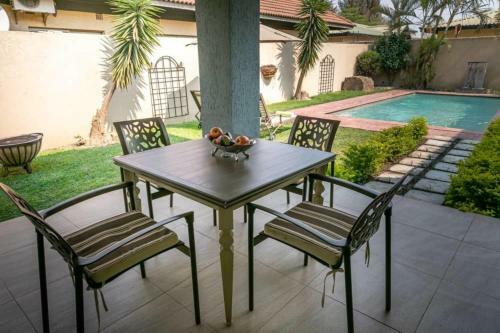 3 Bedrooms Exclusive Villa In Mass Media