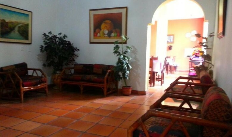Hotel Colonial Plaza