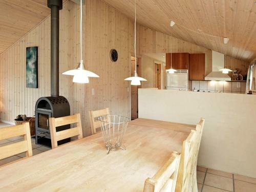 Three-bedroom Holiday Home In Oksb�l 35