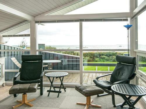 Two-bedroom Holiday Home In Bjert 2