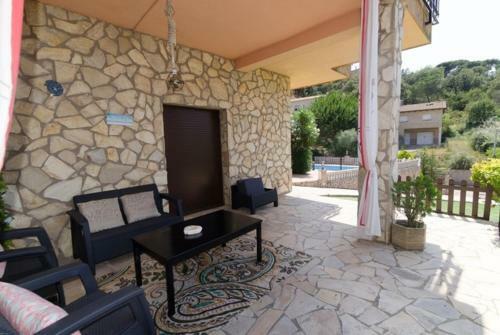 Montbarbat Villa Sleeps 8 Pool Wifi