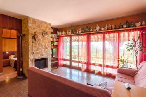 Montbarbat Villa Sleeps 6 Pool Wifi