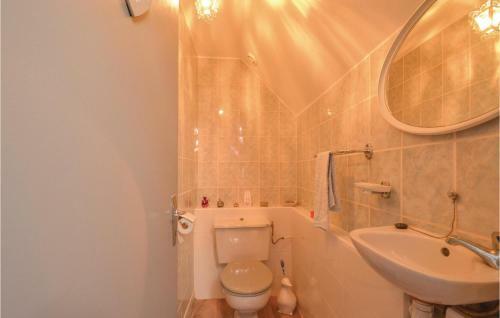 Three-bedroom Holiday Home In Terrasspn-lavilledieu
