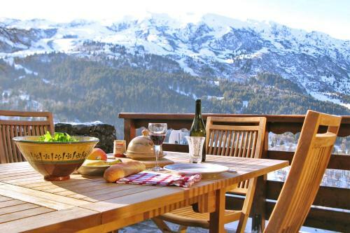 Mussillon Chalet Sleeps 10 Wifi
