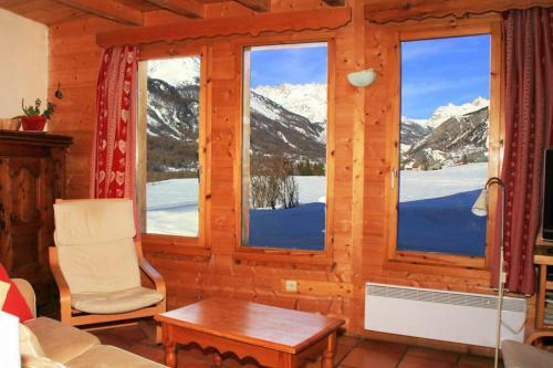 Le Troll Hameau Des Chazals Nevache Hautes Alpes