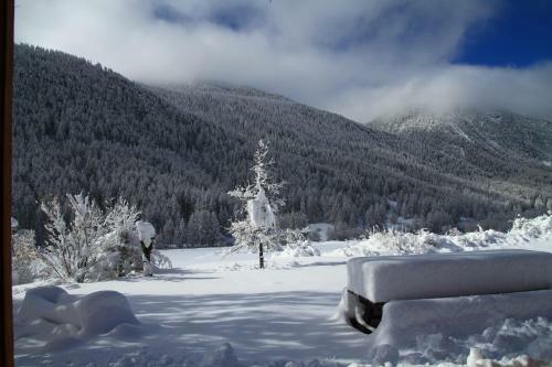 Le Troll Hameau Des Chazals Nevache Hautes Alpes