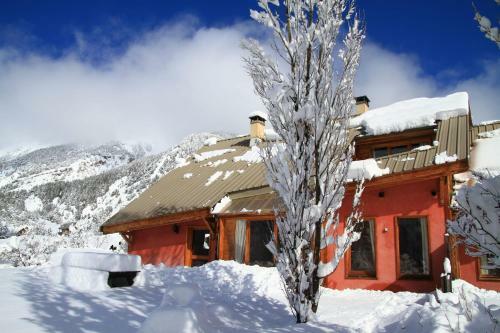 Le Troll Hameau Des Chazals Nevache Hautes Alpes