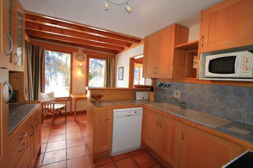 Le Troll Hameau Des Chazals Nevache Hautes Alpes