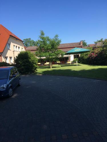 Hotel Neuenburger Hof