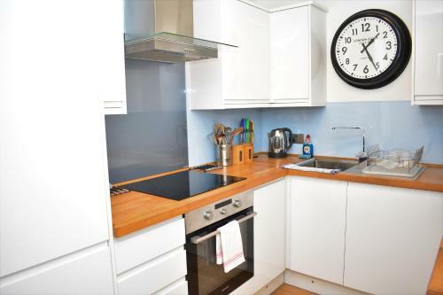 Rose Street - Watchmakers Apartment