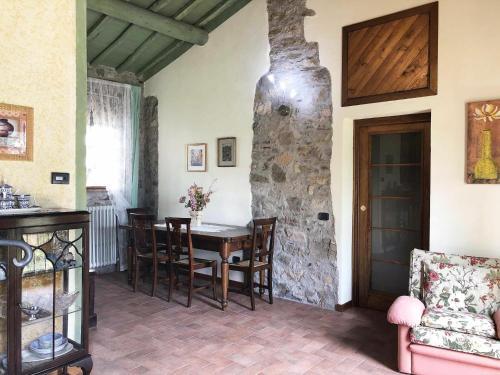 Castagnori Villa Sleeps 8 Wifi