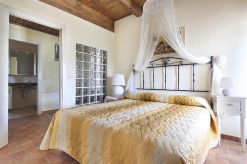 Castagnori Villa Sleeps 8 Wifi
