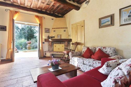 Castagnori Villa Sleeps 8 Wifi