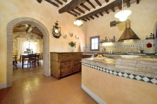 Borgo San Lorenzo Villa Sleeps 9 Air Con Wifi