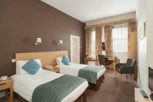The Tarbet Hotel