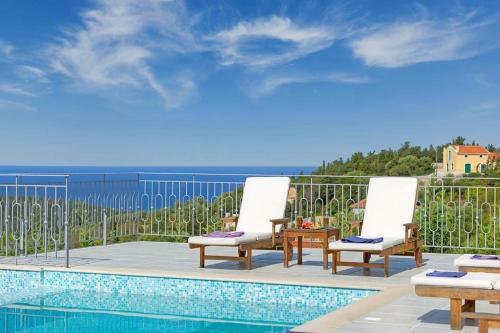 Antipata Villa Sleeps 6 Pool Air Con Wifi