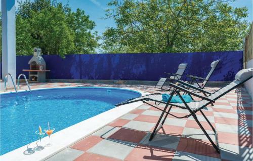 Two-bedroom Holiday Home In Rastane Donje