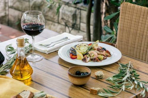 Villa Royal Apartments