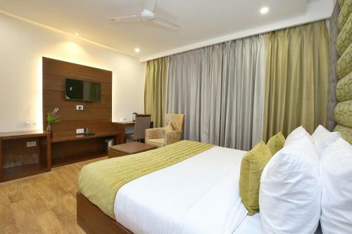 Hotel Capital O 14225 Bahl Regency