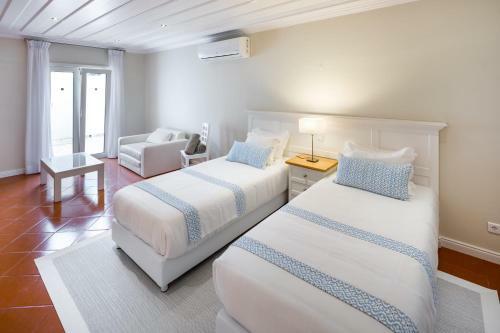 Malhadais Villa Sleeps 14 Pool Air Con Wifi