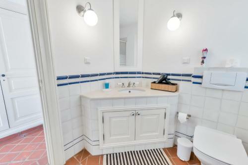 Malhadais Villa Sleeps 12 Pool Air Con Wifi