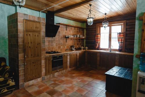 Eco-village Uhnovgrad