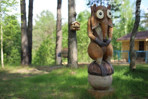 Eco-village Uhnovgrad