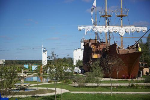 Eco-village Uhnovgrad