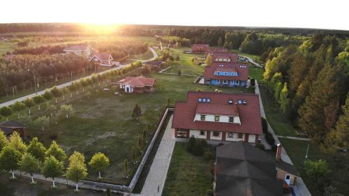 Eco-village Uhnovgrad