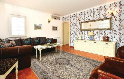 Two-bedroom Apartment In Portoroz