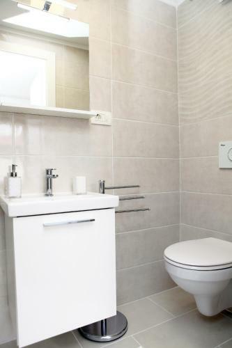 Premium Location Studio Apartment Mma1