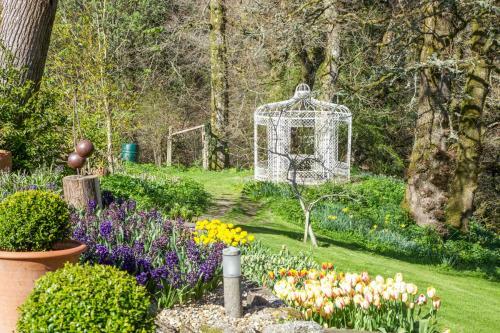 Gidleigh Chateau Sleeps 14 Pool Wifi