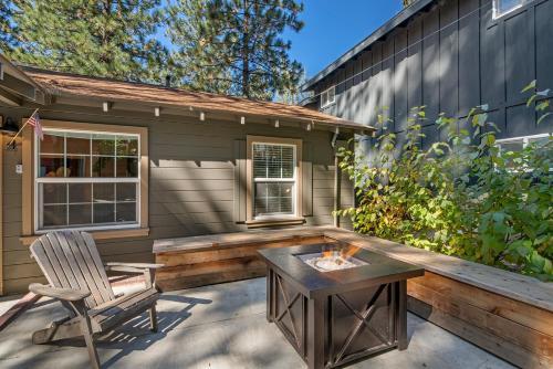 4093 Manzanita Ave Cabin Unit 4