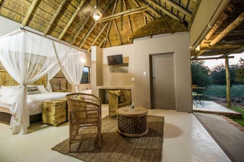 Lookout Safari Lodge