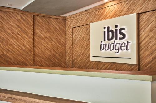 Hotel Ibis Budget Singapore Pearl (Sg Clean)