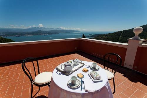 Villa Bellosguardo Apartments