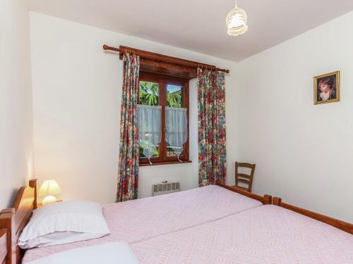 Charming Holiday Home In Prats-du-perigord With Pool
