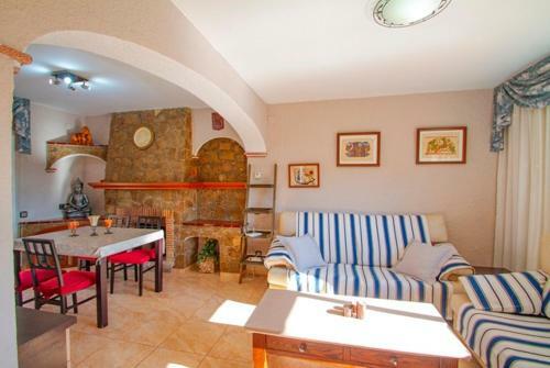 Les Cabanyes Villa Sleeps 6 Pool Wifi
