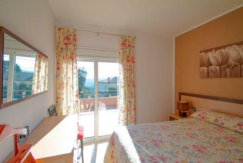 Les Cabanyes Villa Sleeps 6 Pool Wifi