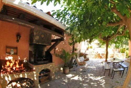 Les Cabanyes Villa Sleeps 6 Pool Wifi
