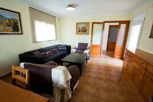Les Cabanyes Villa Sleeps 8 Pool Wifi