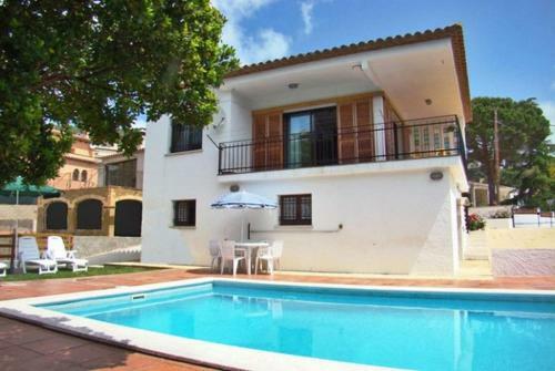 Les Cabanyes Villa Sleeps 6 Pool Wifi