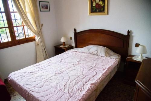 Caules Villa Sleeps 8 Pool Wifi