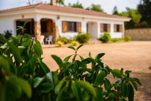 Caules Villa Sleeps 8 Pool Wifi