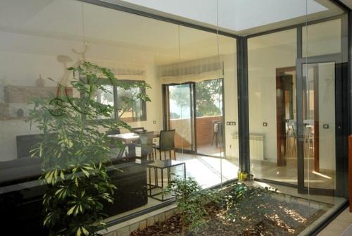 Caules Villa Sleeps 6 Pool Wifi