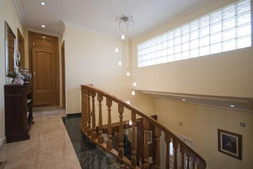 Lloret De Mar Villa Sleeps 8 Pool Wifi