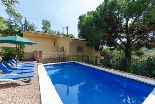 Lloret De Mar Villa Sleeps 8 Pool Wifi