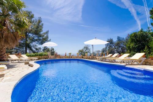 Lloret De Mar Villa Sleeps 8 Pool Wifi